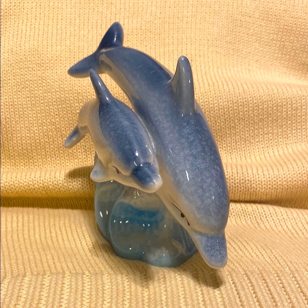 Otagiri Collectable Blue & Grey Dolphin Figurine - Picture 7 of 7